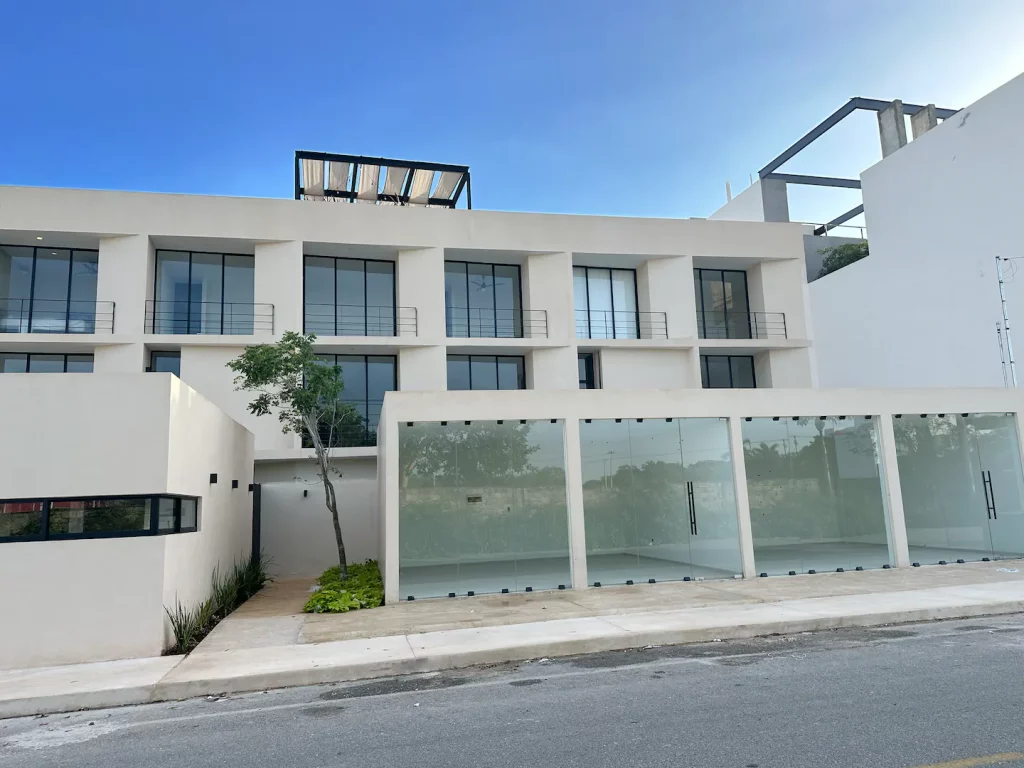 41c0b836-87a8-43be-bbbe-2616420c9831