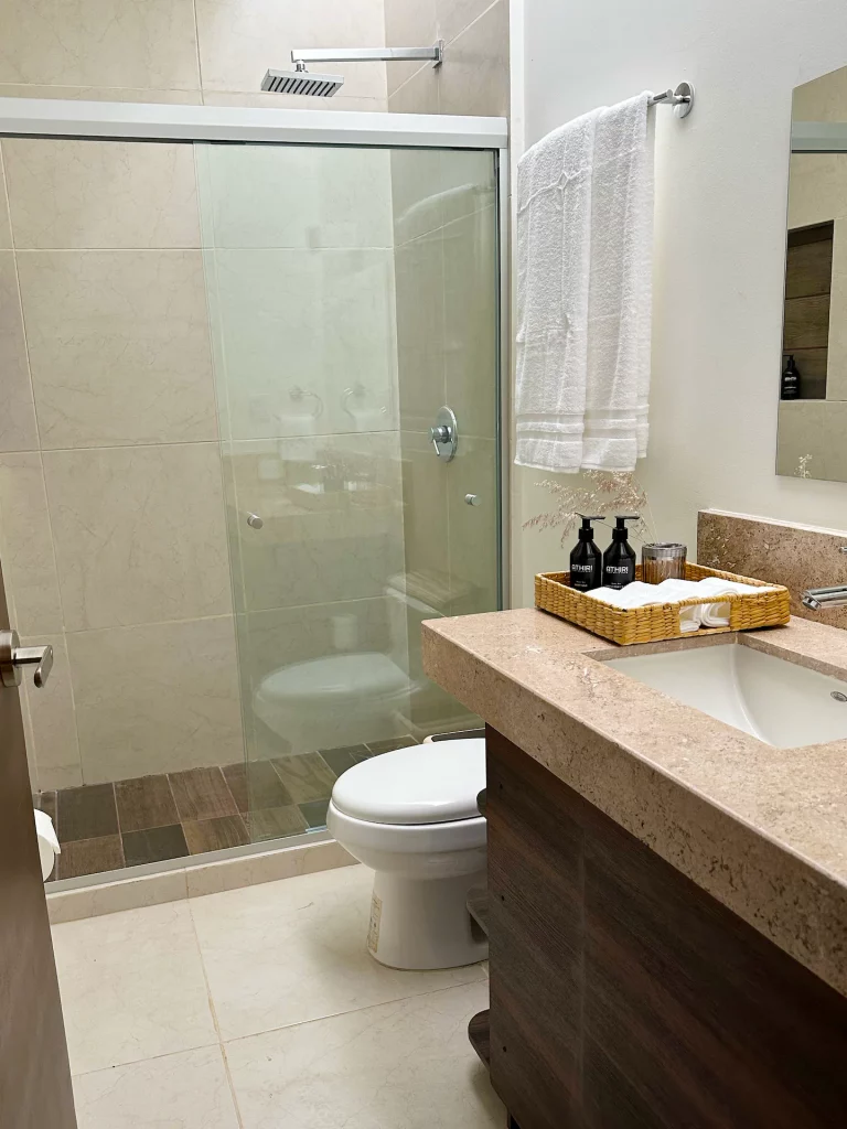 d237f2d0-54c6-4255-8aeb-4c63b675fbc2